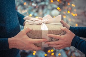 legalmanya-gift-return